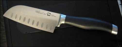 Santoku knife, knife types, types of knives, types of pocketknives, best knife for the kitchen, homesteading, homestead