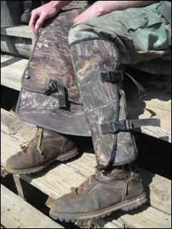 camo leg wraps, morel mushrooms, identifying morel mushrooms, what are merkels, Hunting for Morels, gathering morel mushrooms