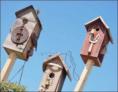 handmade birdhouses, make money selling crafts, best selling crafts