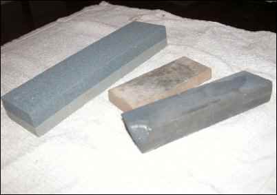 whetstone, Learn How to Sharpen Knives at Home, Basic Knife Sharpening, using a strop, using a honing steel, homesteading